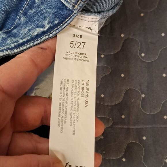 YMI button fly jean shorts size 5 - Picture 3 of 5